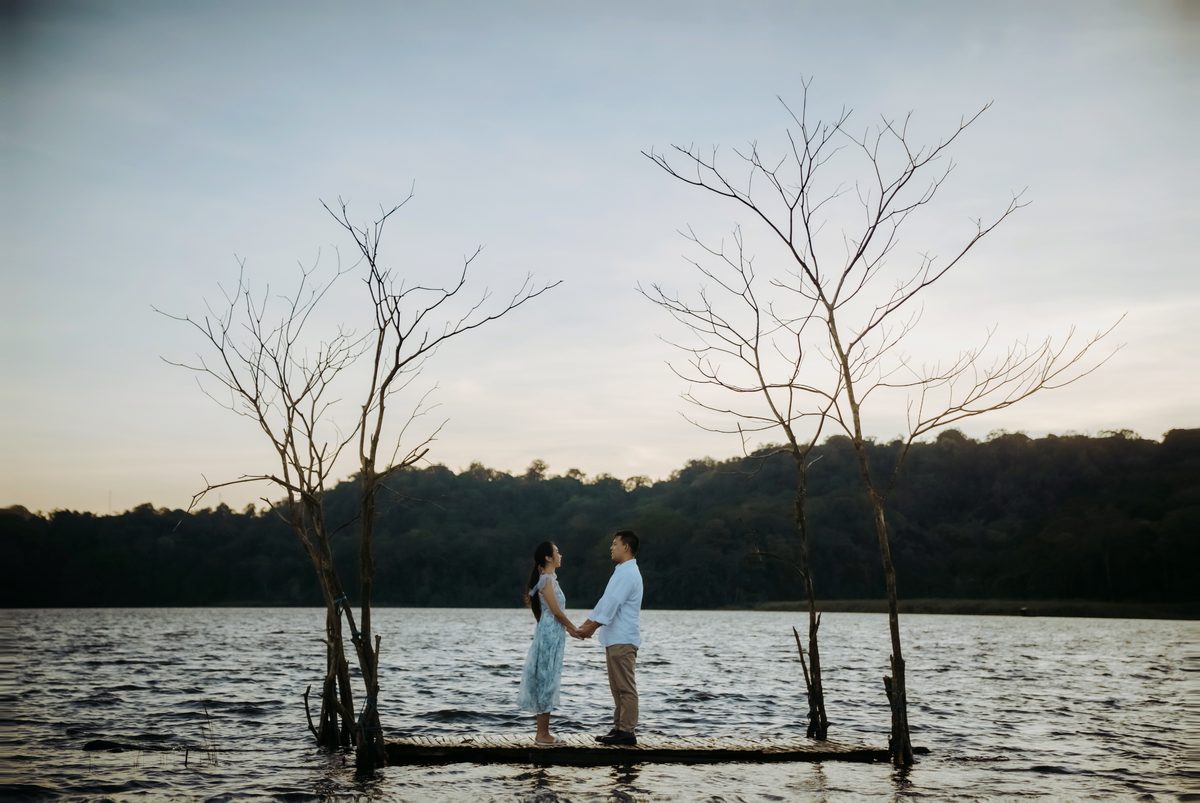 Mitchell and Allen prewedding photo 11